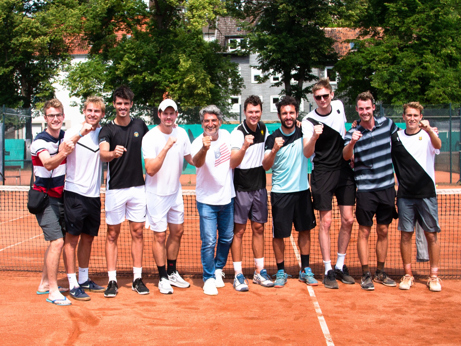 Tennis: 1. Herren gewinnen die Nordliga und spielen um den Aufstieg in die Regionalliga